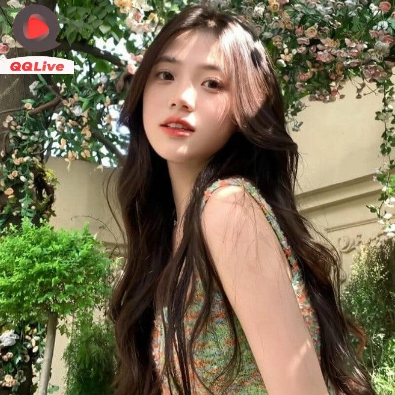 Nét duyên dáng khó cưỡng trong từng khung hình.