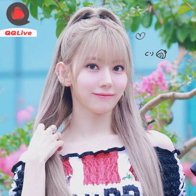 Miyawaki Sakura nhẹ nhàng trong ánh nhìn.
